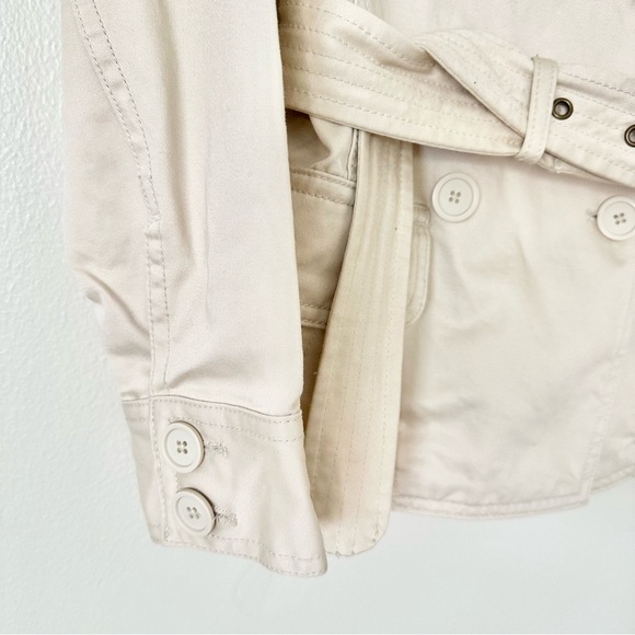 | gap • classic short beige trenchcoat belted jacket • x-small | - Picture 7 of 13